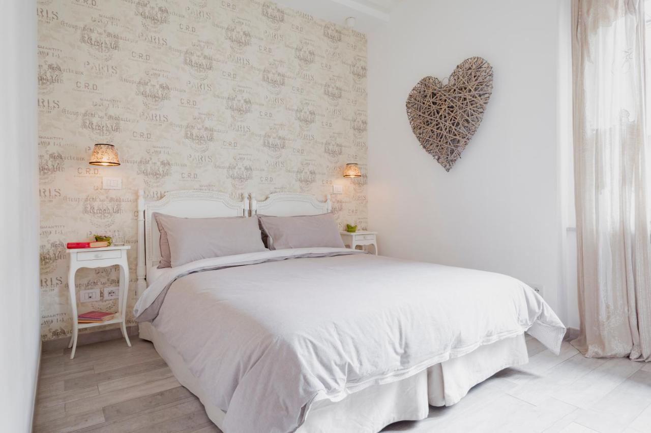 Charming Apartment On The Darsena Navigli - Pulizia Eccezionale Milan Exterior photo